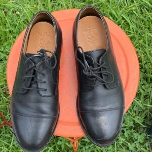 Brooks Brothers, Classic Black Leather Big Boys dress Shoes